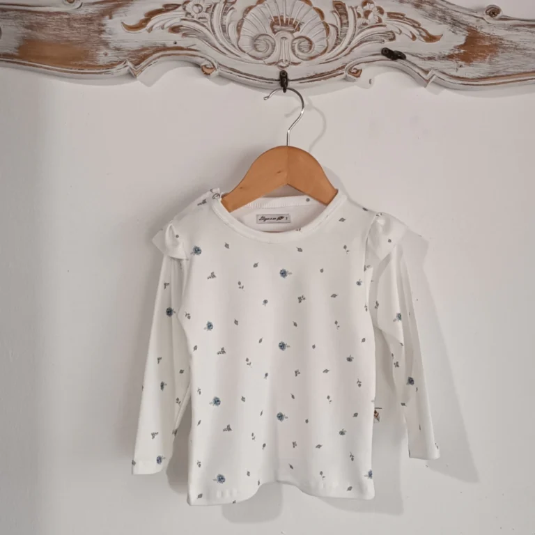 REMERA BEBA FLORCITAS BLANCA